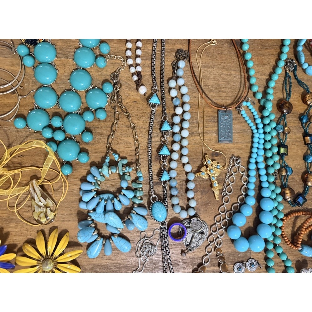 3‎ LBS Jewelry Vintage Modern 93 Pieces Necklace Earrings Bracelet - Picture 6 of 16
